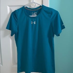 Under Armour T-shirt